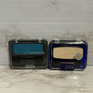 Covergirl eyeshadow French vanilla 700 & turquoise tempest 435 bundle